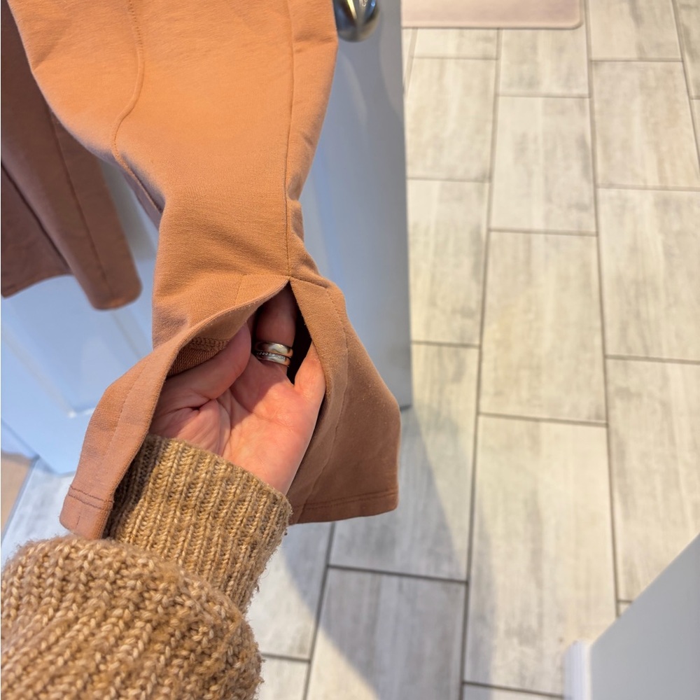 Frank and Oak Tailored track pants light brick colour - Picture 2 of 6